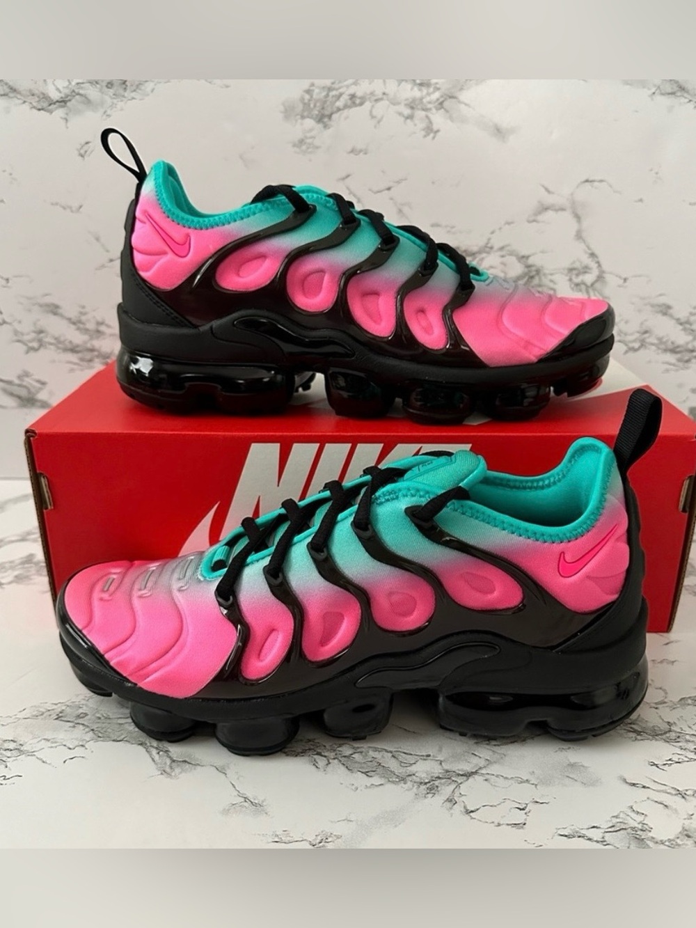 Nike 💅 Air VaporMax Plus Miami Nights Pink Turquoise FN7175-630 Wmns Sz 9.5